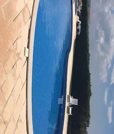 Superbe En Avec Piscine אולוס די אגווה